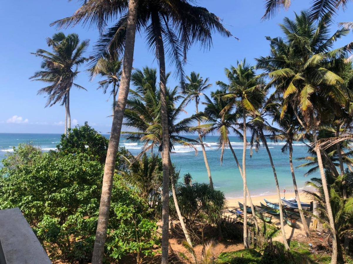 Sunray Rest - Beach View Homestay Mirissa Exterior foto