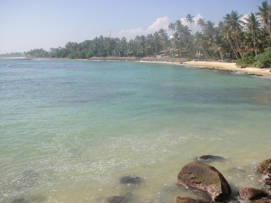 Sunray Rest - Beach View Homestay Mirissa Exterior foto