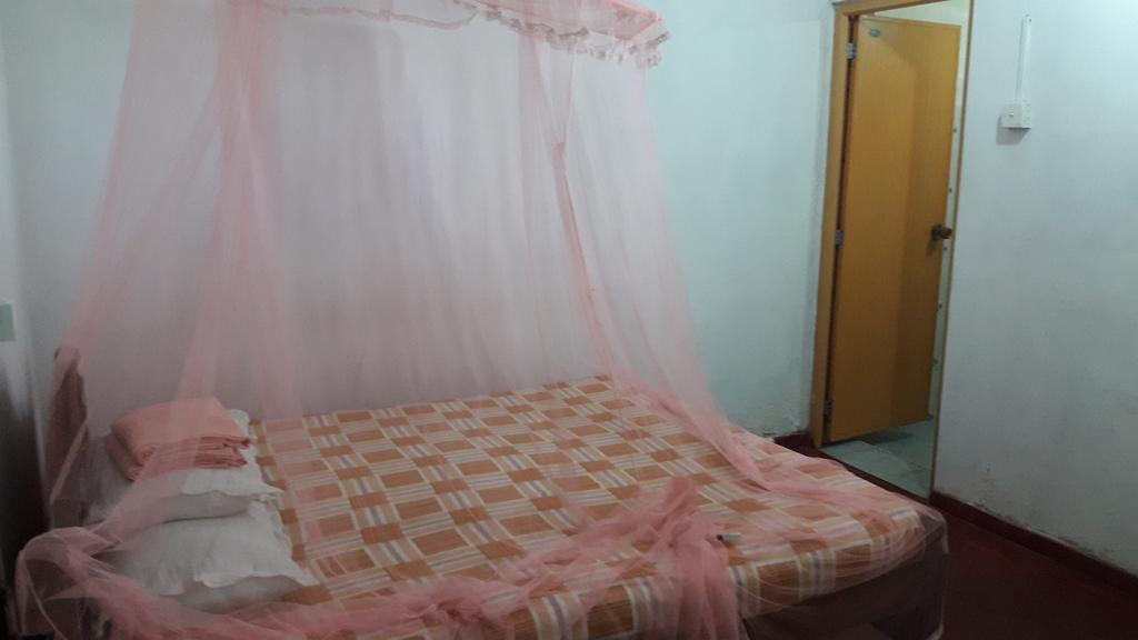 Sunray Rest - Beach View Homestay Mirissa Quarto foto
