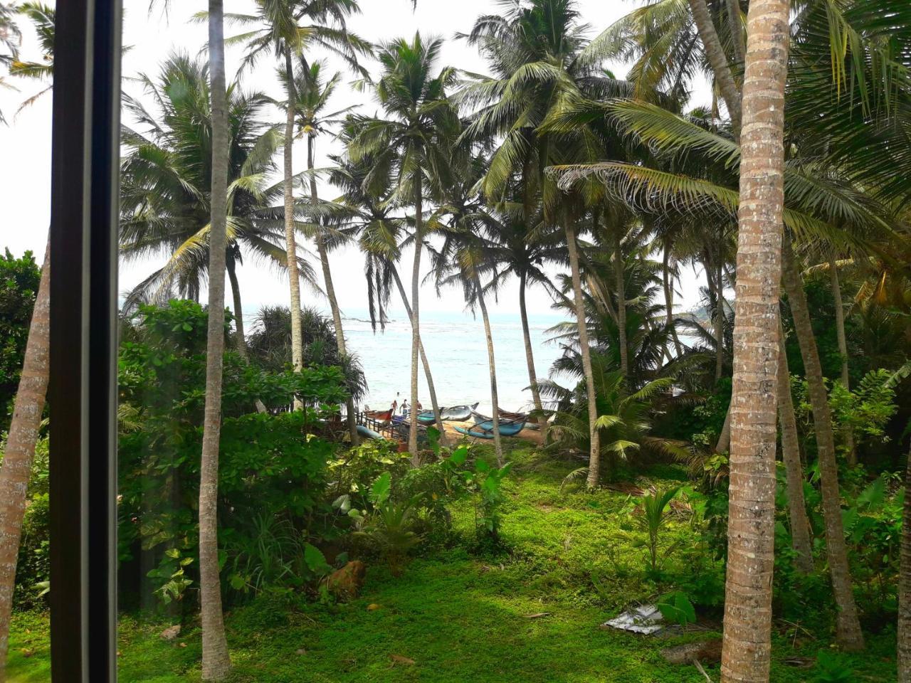 Sunray Rest - Beach View Homestay Mirissa Exterior foto