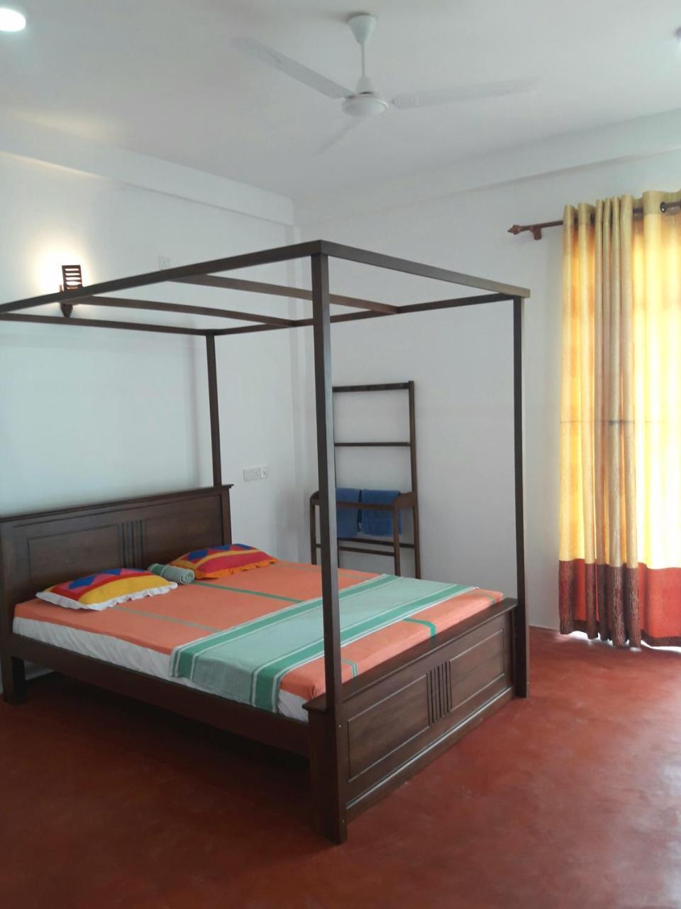 Sunray Rest - Beach View Homestay Mirissa Exterior foto