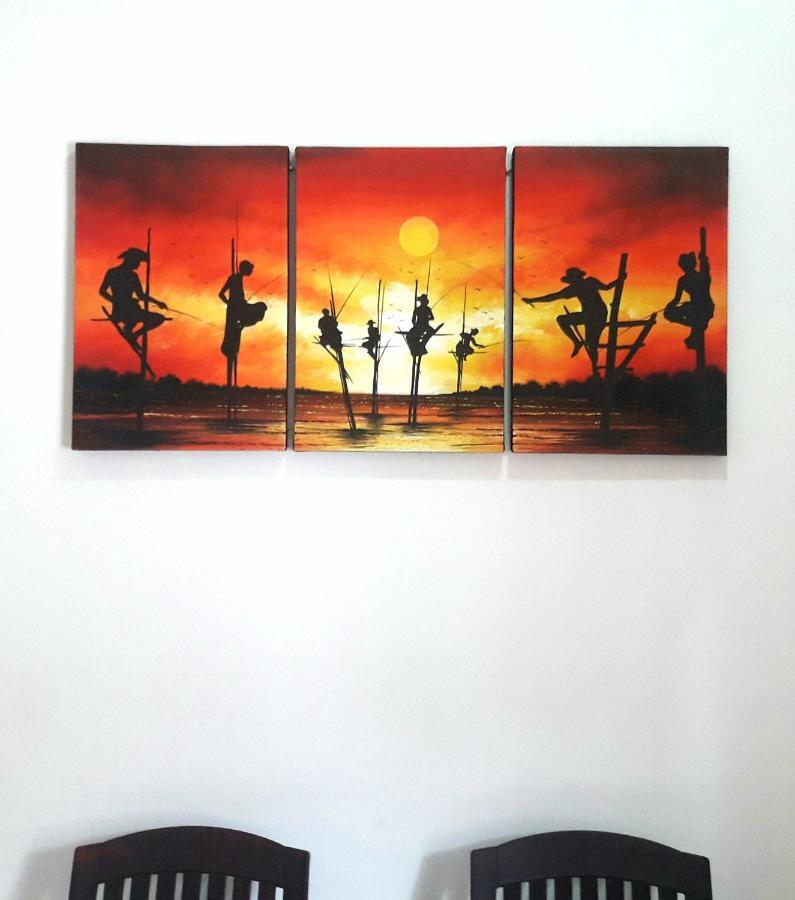 Sunray Rest - Beach View Homestay Mirissa Exterior foto